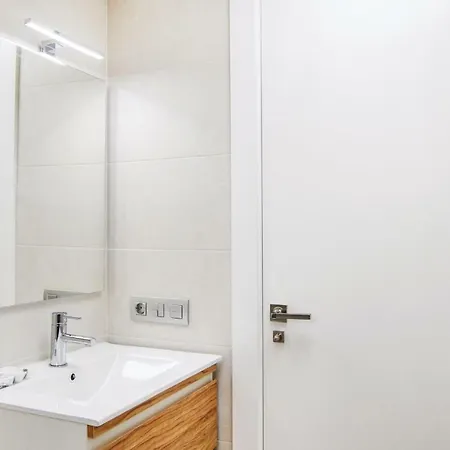 Two-bedroom In Apartament Torrevieja